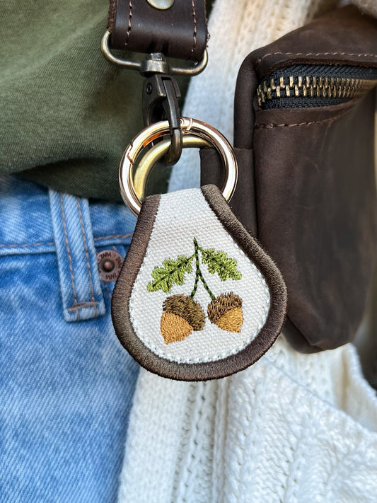 Acorn Branch Accessory