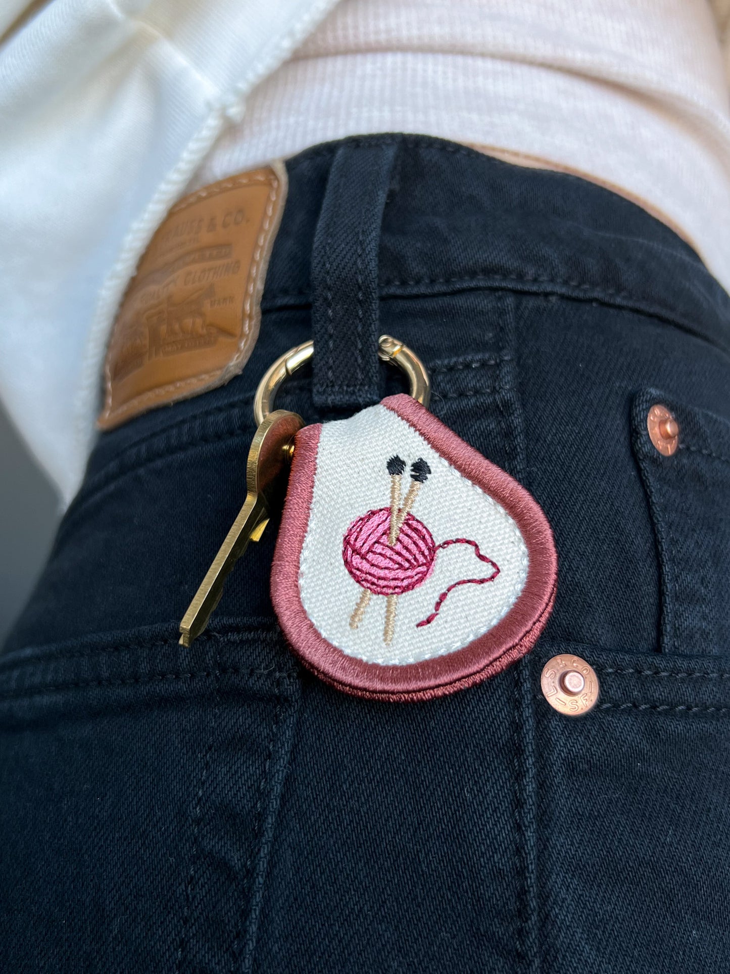 Knitting Needles with Ball of Yarn Accessory
